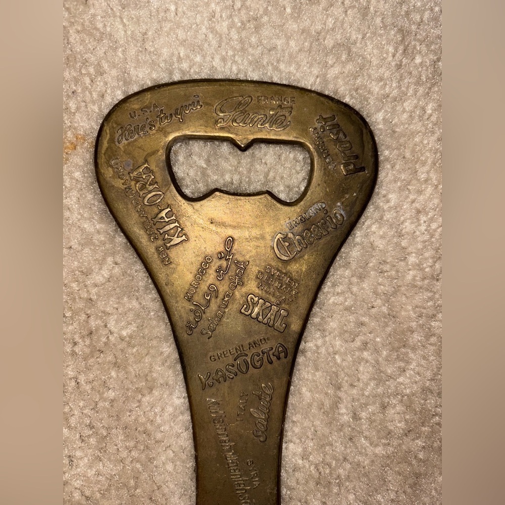 Vintage BRANDENBURGER TOR Berlin BOTTLE OPENER - Germany Beer Brass Tone - 9.5" - Picture 5 of 8
